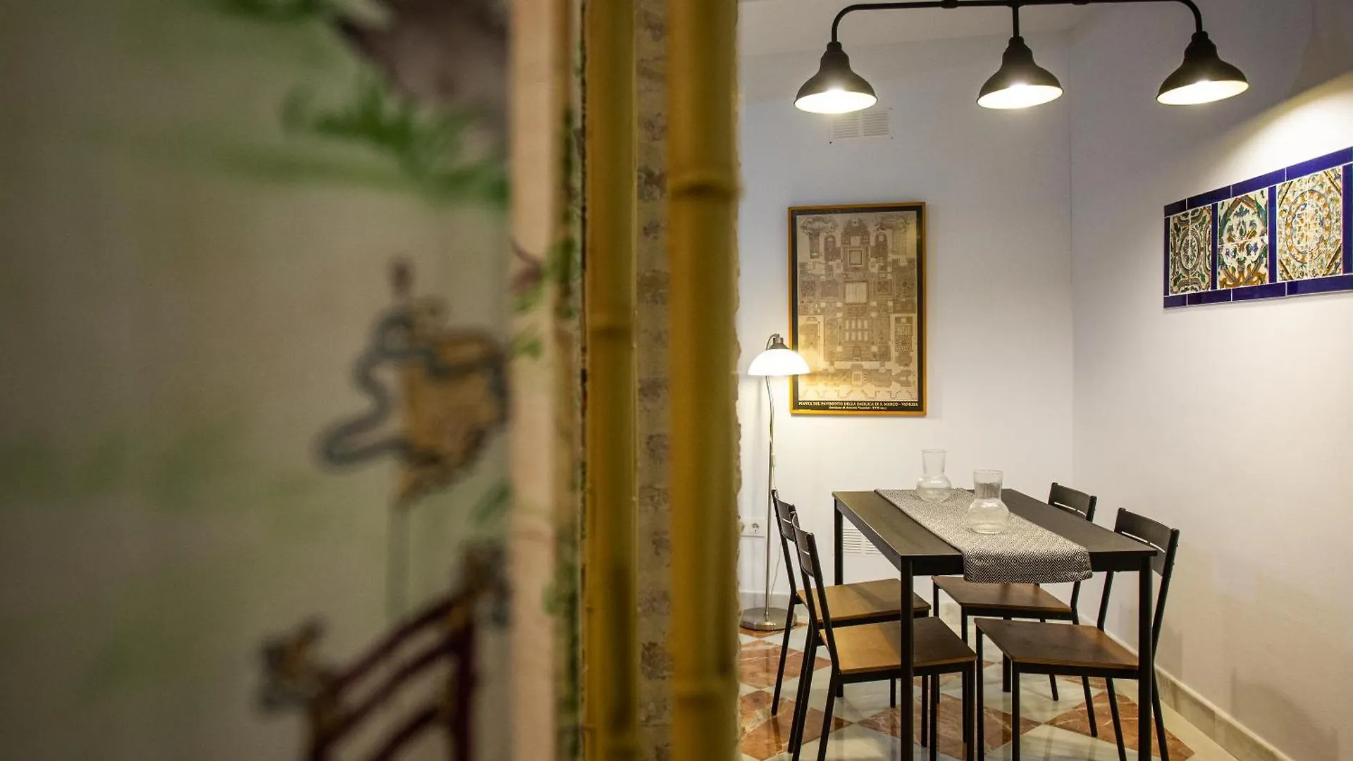 Wish Suite El Museo De Sevilla